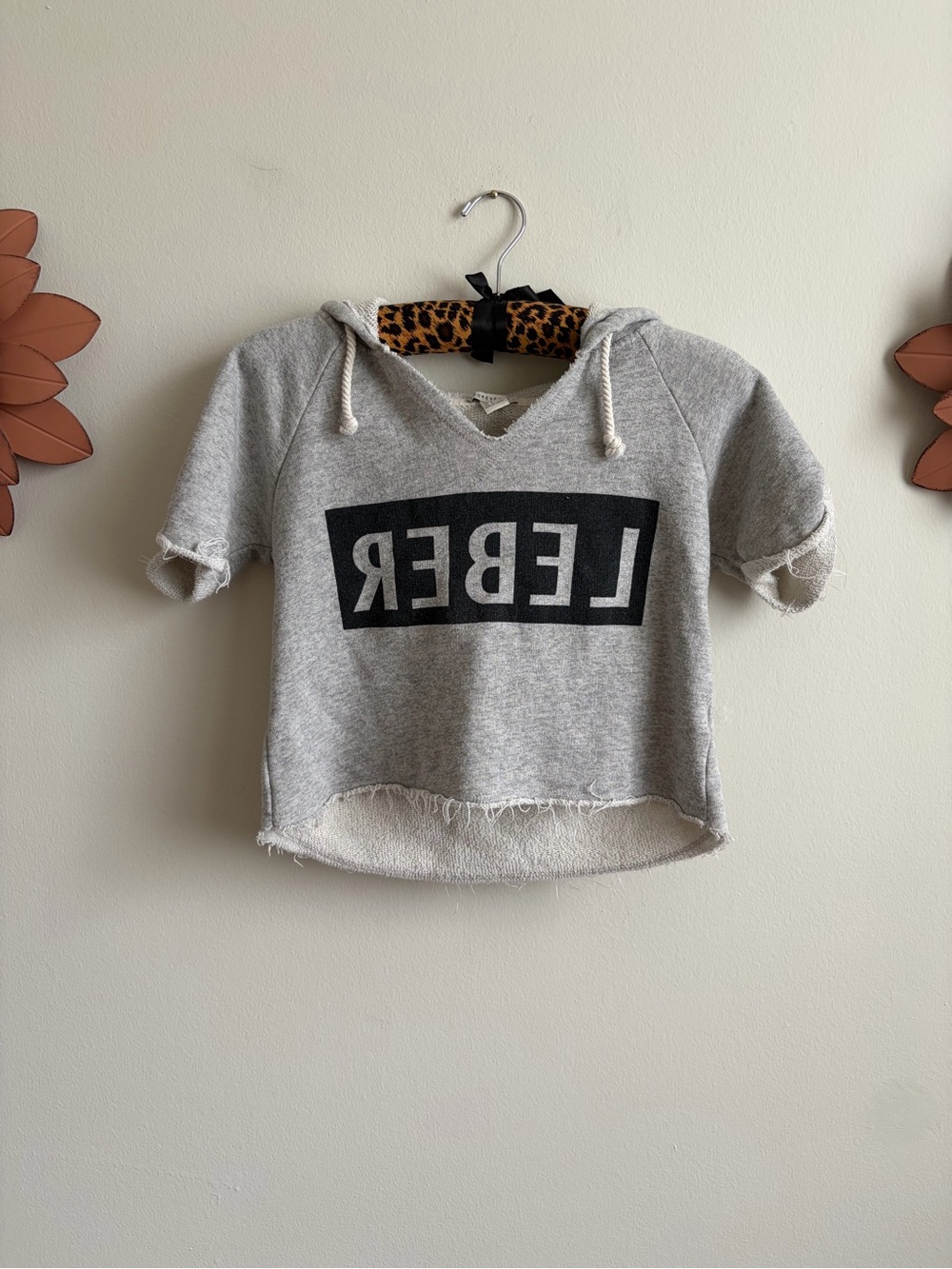 Forever 21 “REBEL” Cropped Hoodie Sweatshirt | Y2K Streetwear
